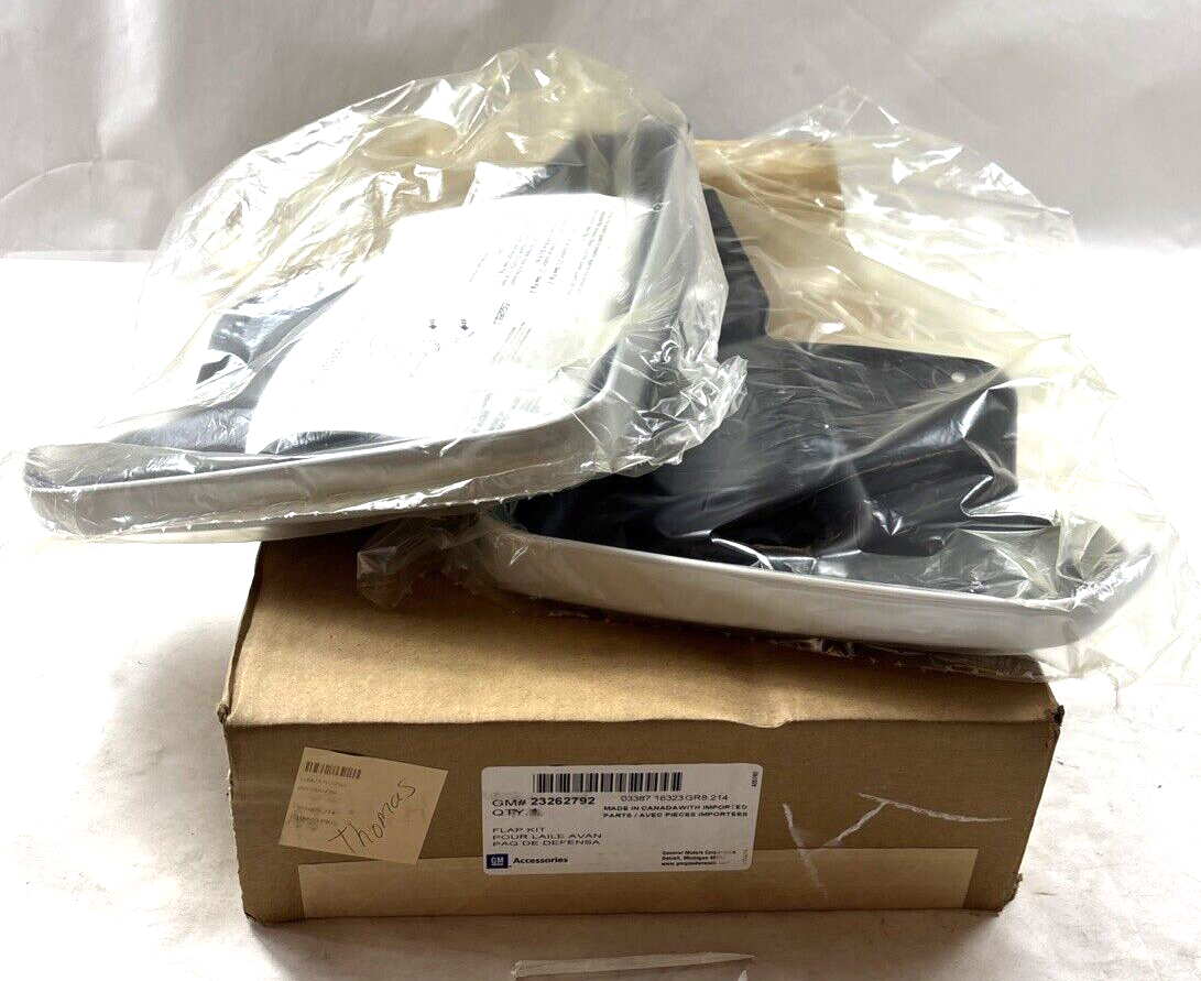 Genuine OEM GM Cadillac Escalade Splash Guards 2016-2019 23262792