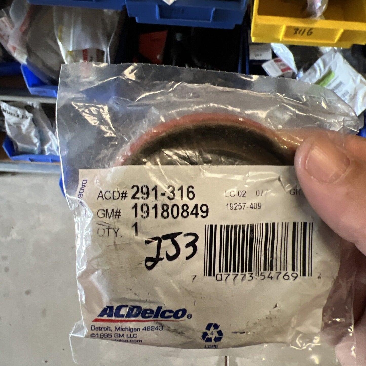 GM Genuine Parts 291-316 Drive Axle Shaft Seal