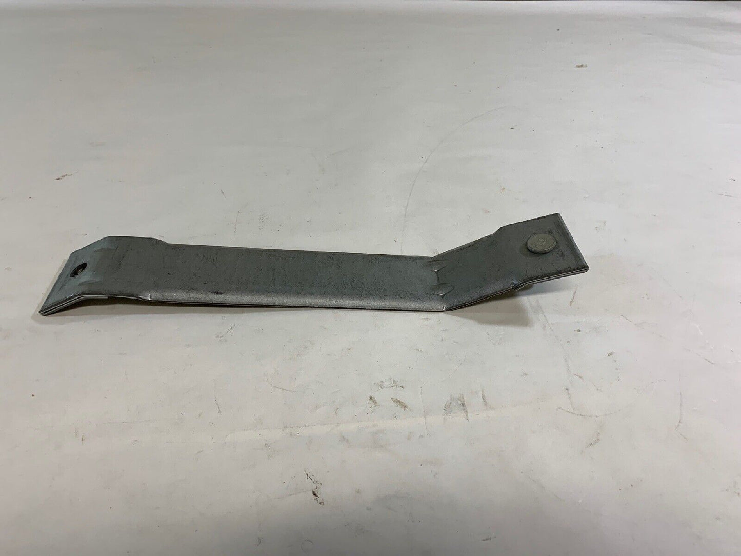 New OEM Ford F-250 F350 Fuel Tank Strap 1999-2004 YC3Z-5D088-AA