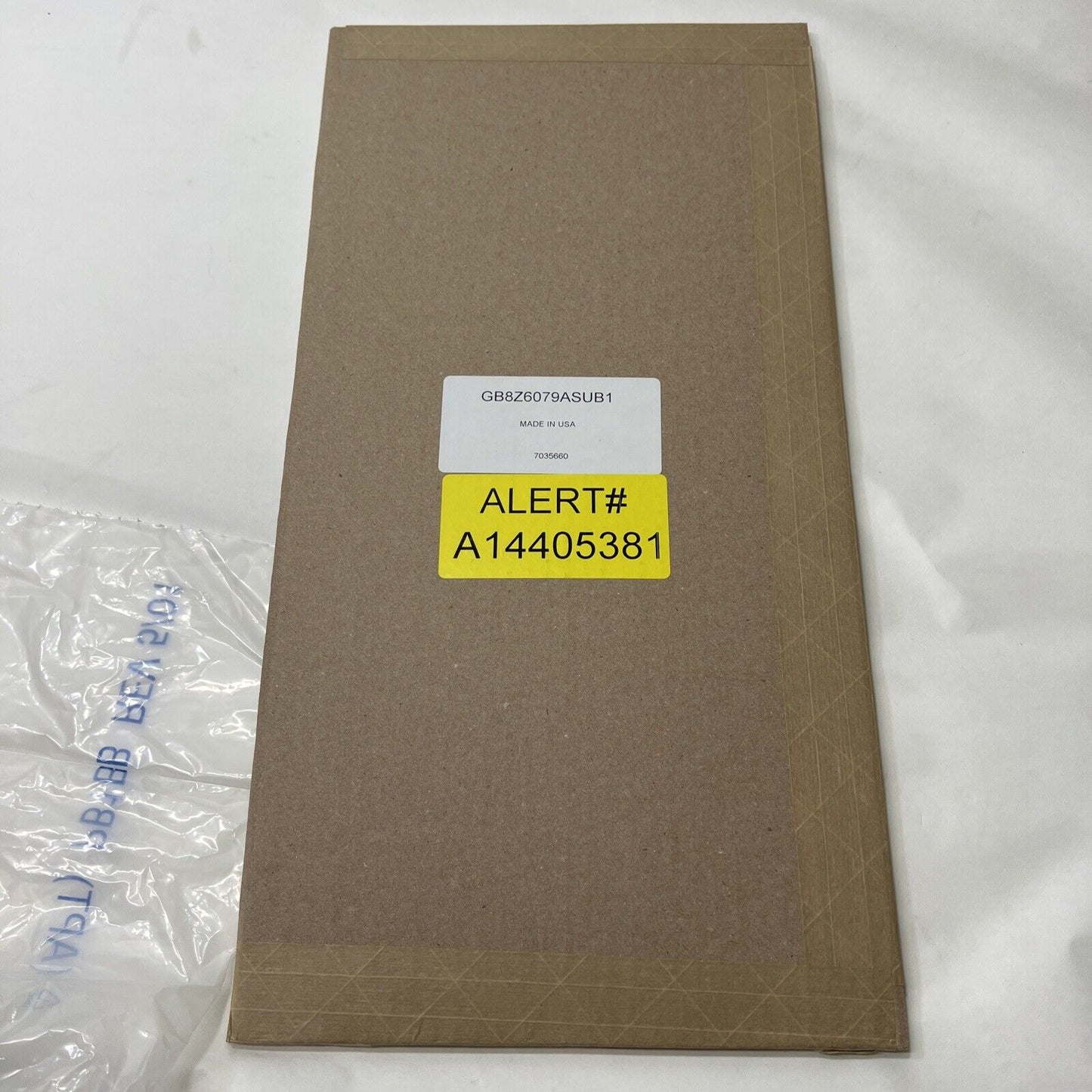 New OEM Genuine Ford Kit Gasket GB8Z-6079-D
