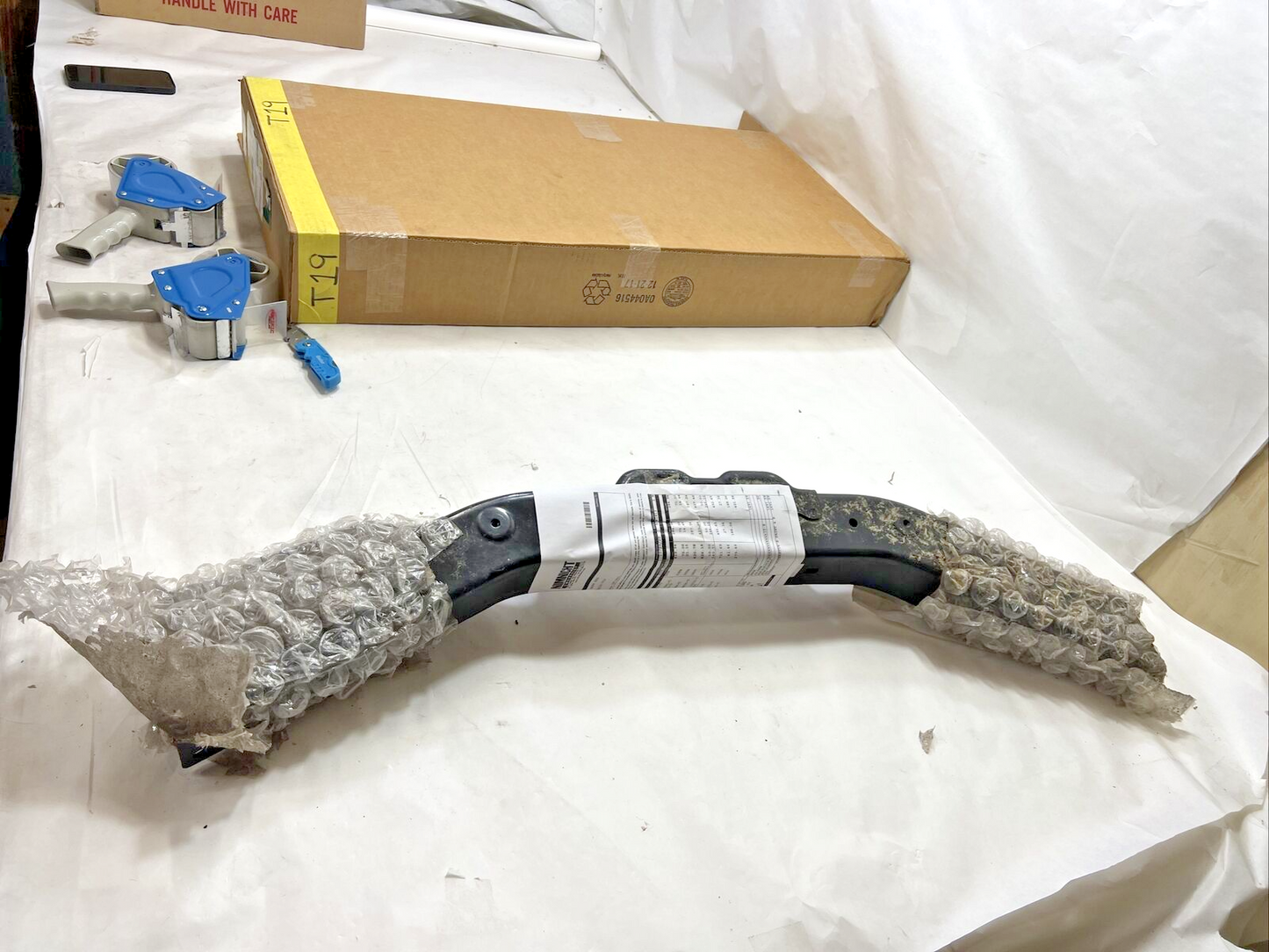 New OEM Genuine GM Equinox 2010-2017 Upper Radiator Support Tie Bar 25974358