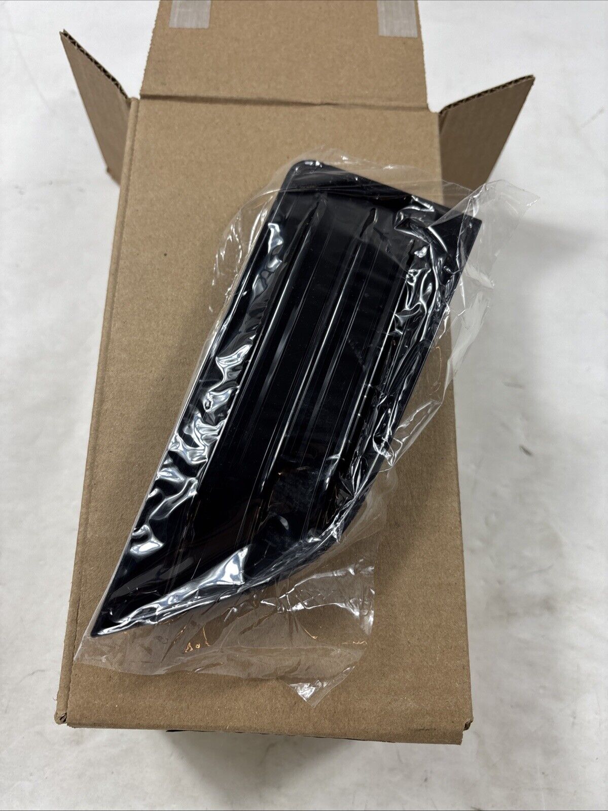 Genuine OEM GM Chevrolet Traverse Insert 2022-2024 84541296