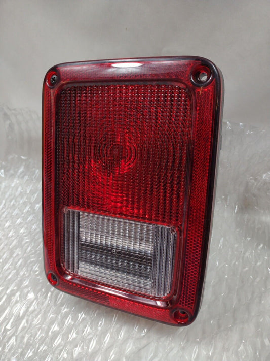 Genuine OEM Mopar Jeep Wrangler Lamp Assembly 2007-2018 55077891AH