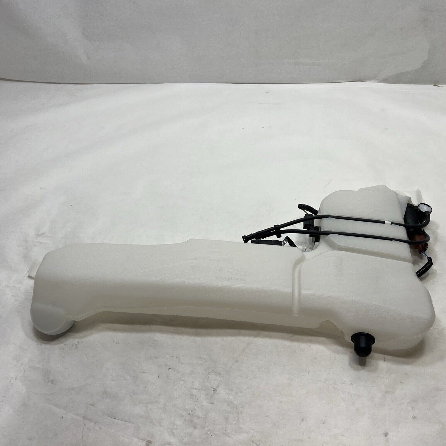 New OEM Ford 20-22 Explorer Windshield Washer Components Reservoir LB5Z17618E