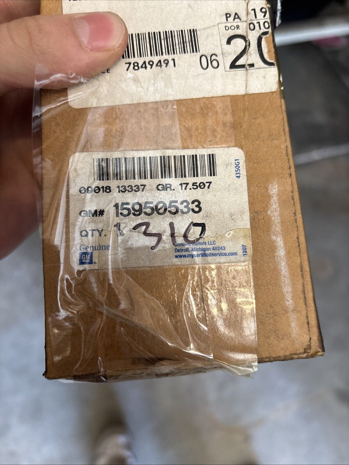 Genuine OEM GM Chevy Silverado 2500 HD Exterior Trim-Body 2010-2014 15950533