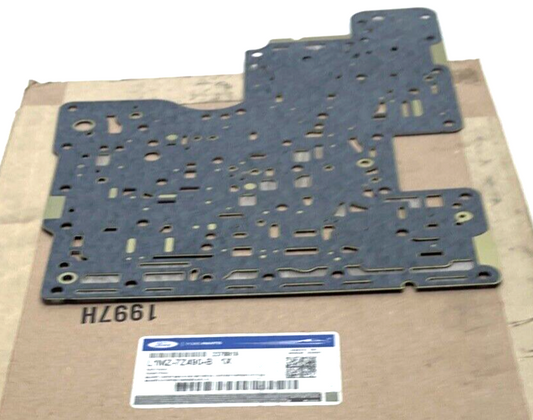 New OEM Genuine Ford Auto Transmission Valve Body Separator Plate l1mz7z490e