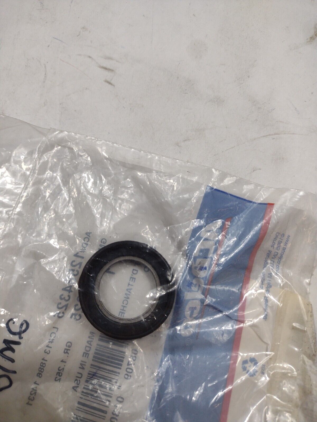 Genuine OEM GM Cadillac CT4 Coolant Thermostat Housing Seal 2004-2024 12584325