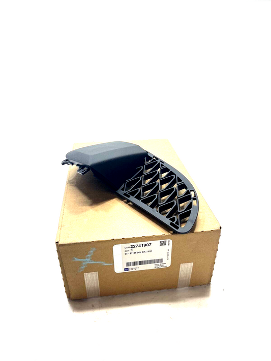 New OEM Genuine GM Regal 2012-2017 Driver's Side (LH) Filler Panel  22741907