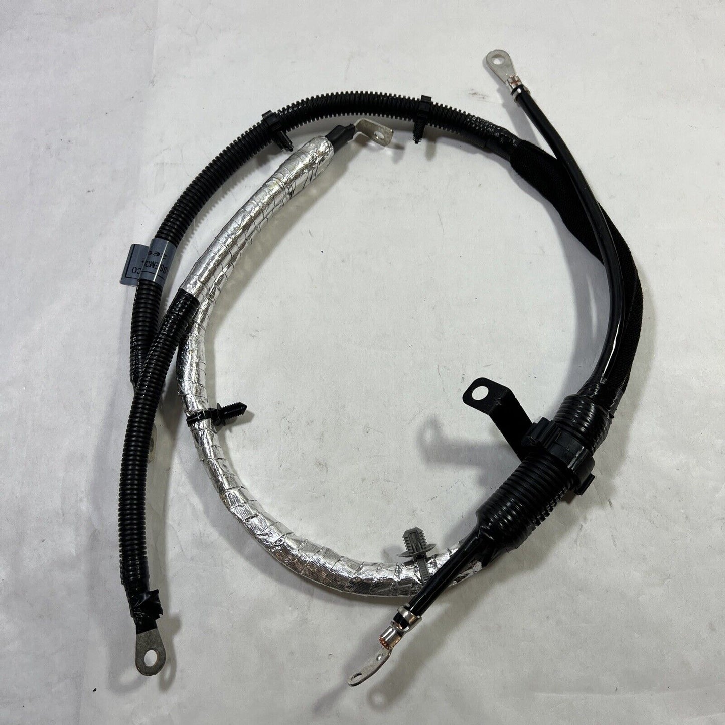 Genuine OEM GM LaCrosse Positive & Negative Battery Cable Asm 2010-2016 26679372