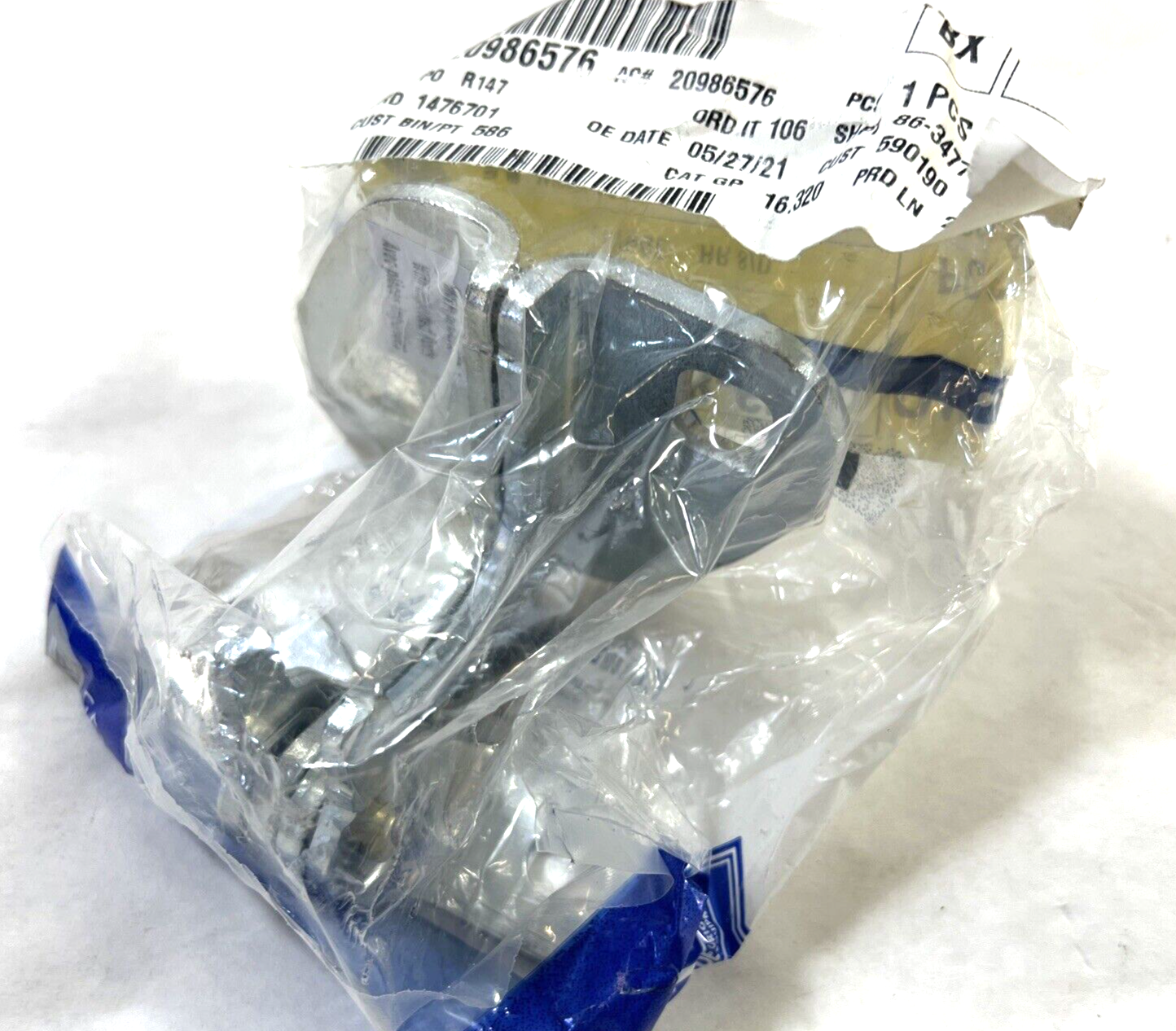 Genuine OEM GM Chevrolet Cadillac Rear Upper Side Door Hinge 2014-2024 20986576