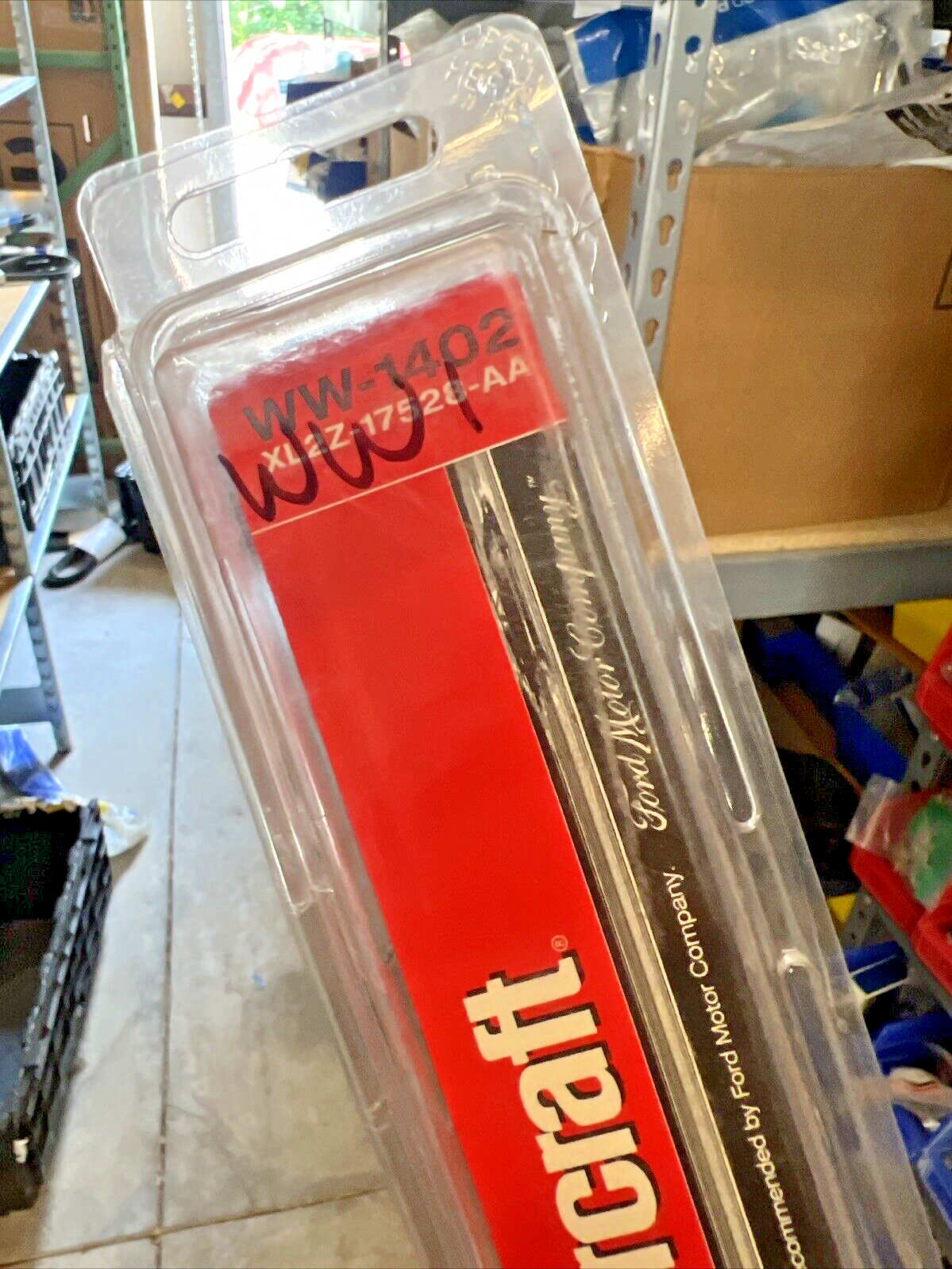 Genuine OEM Ford Explorer WW-1402 Windshield Wiper Blade Motorcraft XL2Z17528AA