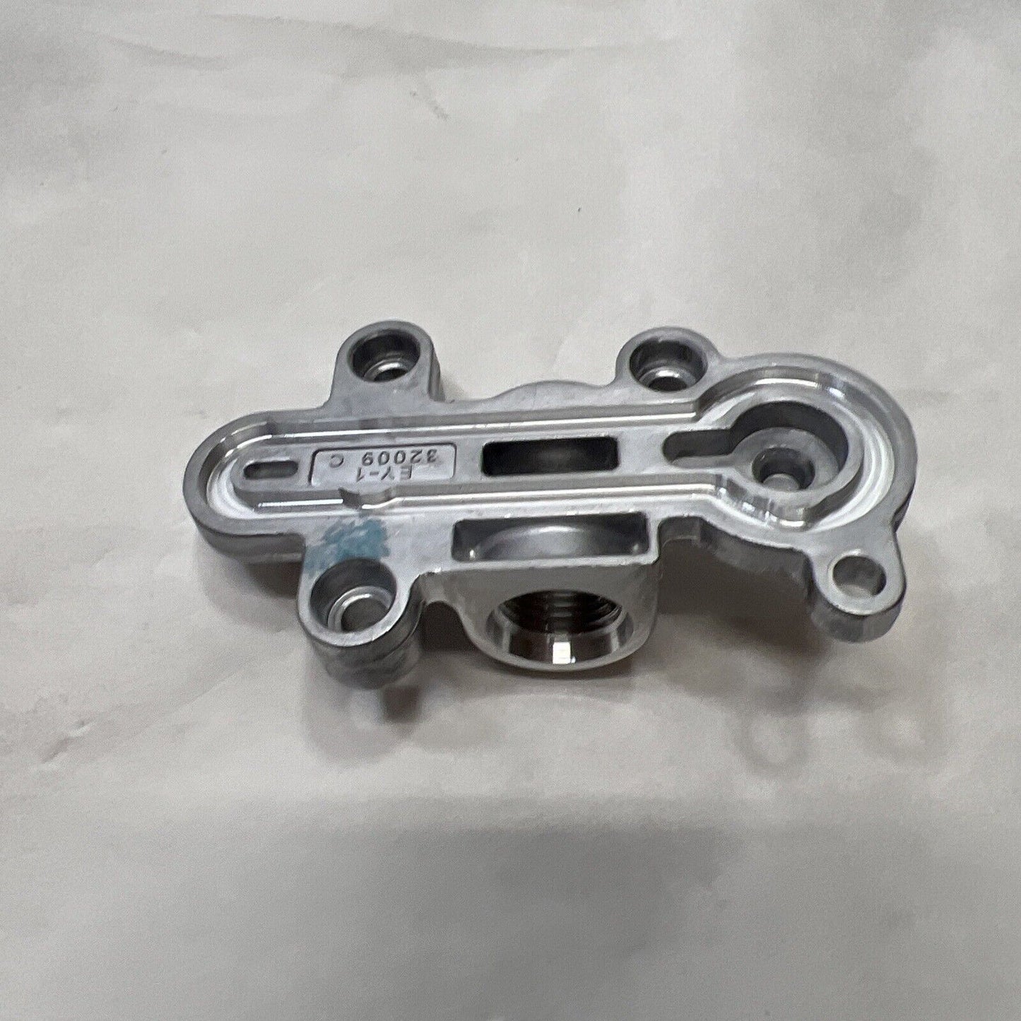 New OEM Genuine Ford Regulator Fuel Injection Pressure Motorcraft CM5193