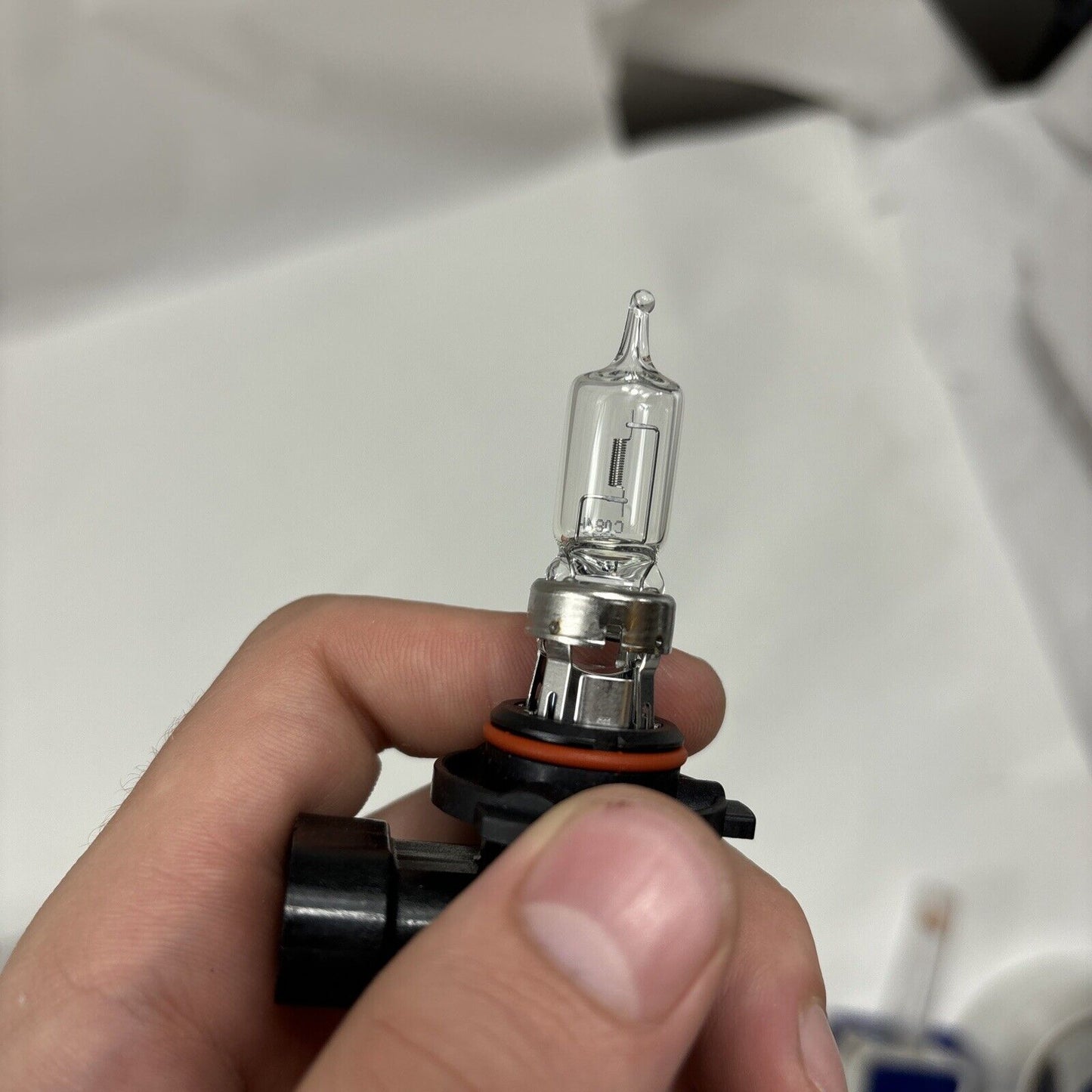 Genuine OEM Mopar Dodge Durango Ram 1500 2500 3500 Headlamp Bulb 16-20 L09005SL