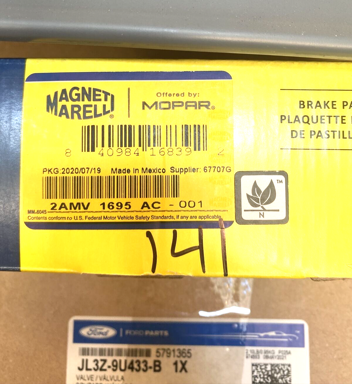 New OEM Genuine Mopar Front Disc Brake Pad Kit 2AMV1695AC