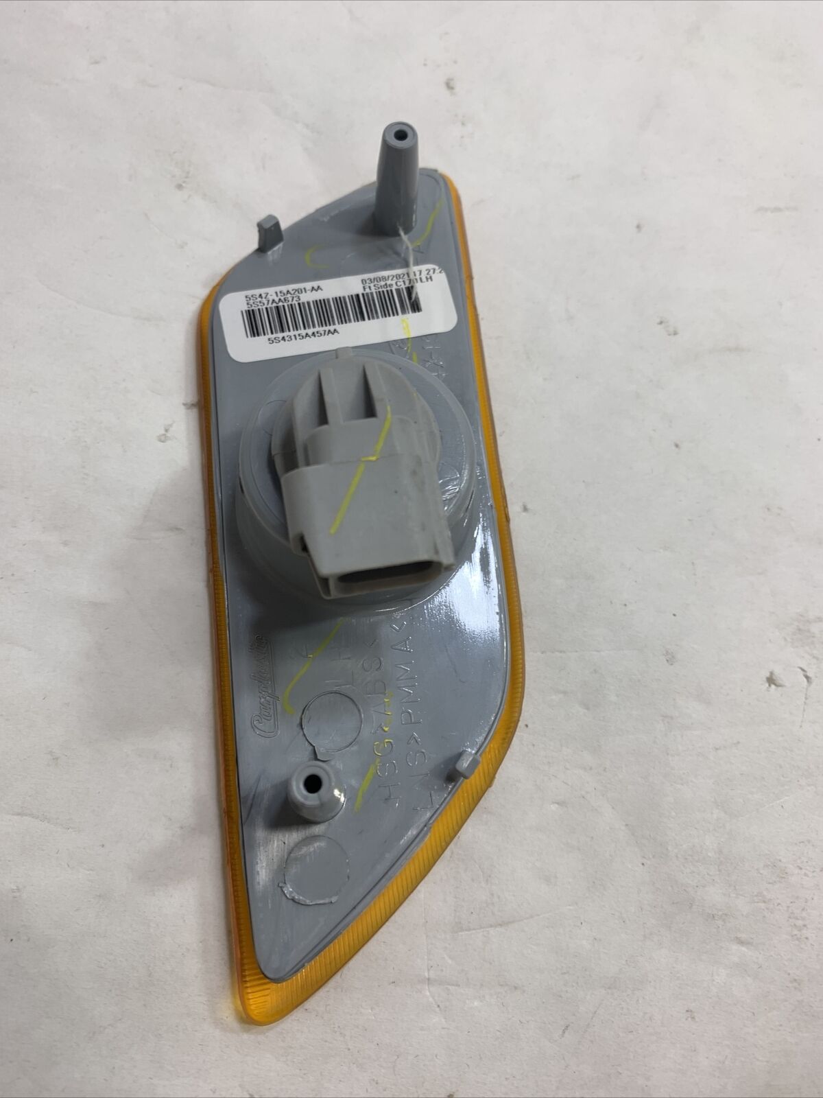 New OEM Ford Focus Side Marker Light 2004-07 Driver Side Front 5S4Z15A201AA