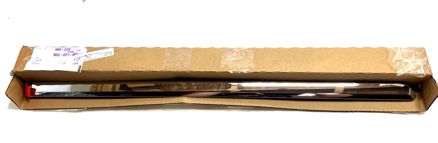 New OEM Genuine GM Right Passenger Side Bright Chrome Door Molding 20902220