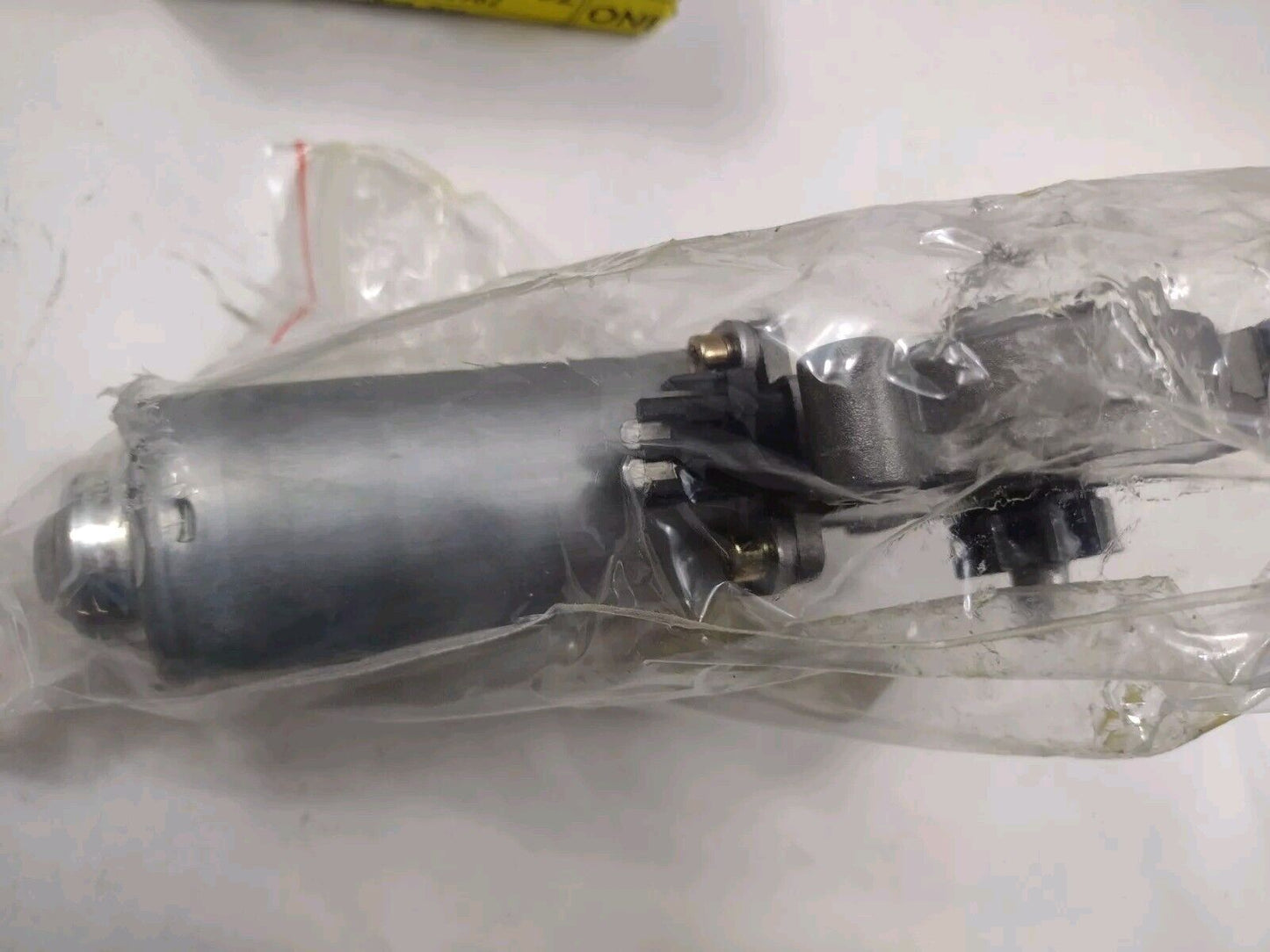 Genuine OEM GM Chevy Blazer Power Window Motor 1984-2005 19151982