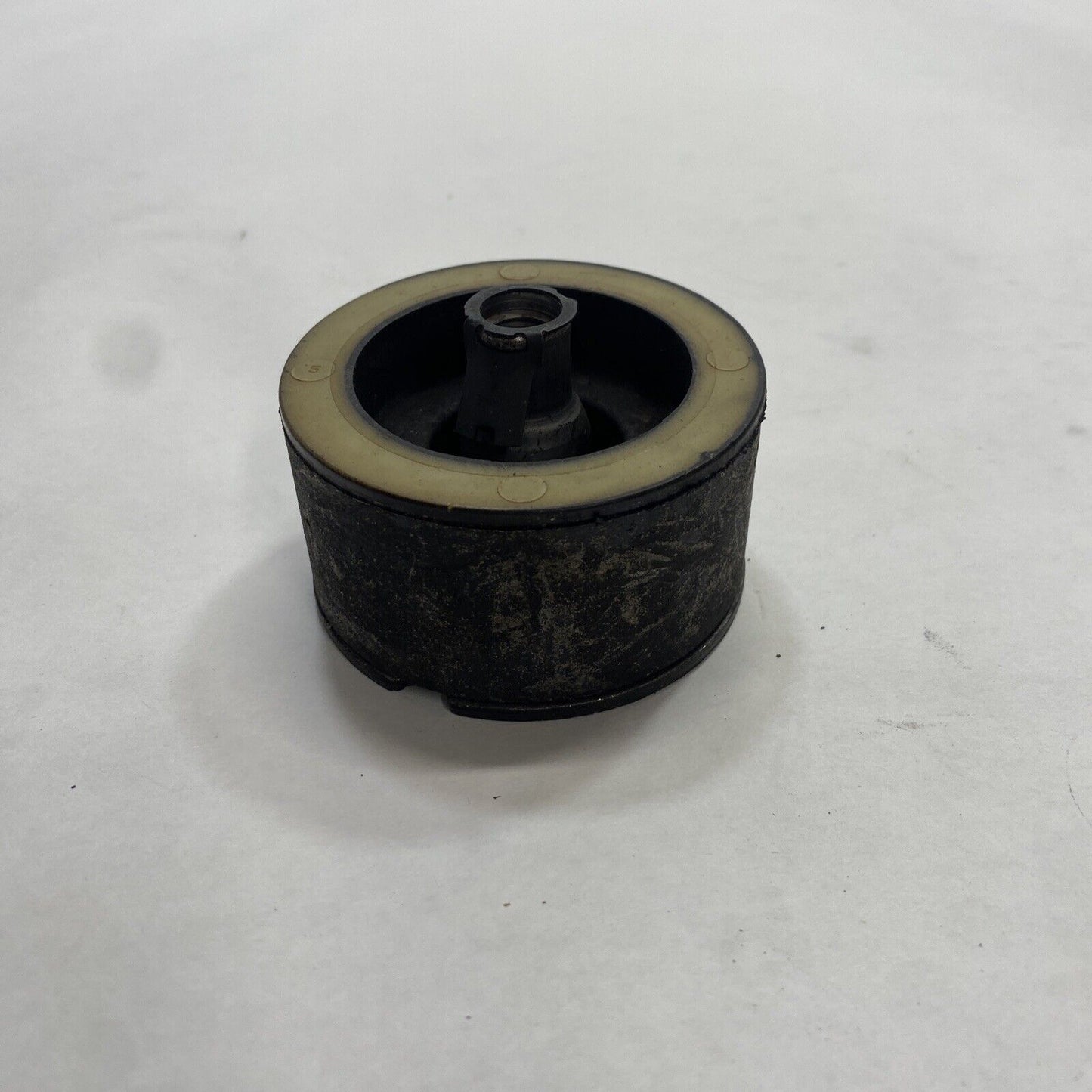 New OEM Genuine Ford Ranger 1998 - 2011 Lower Mount F87Z-1000155-BB