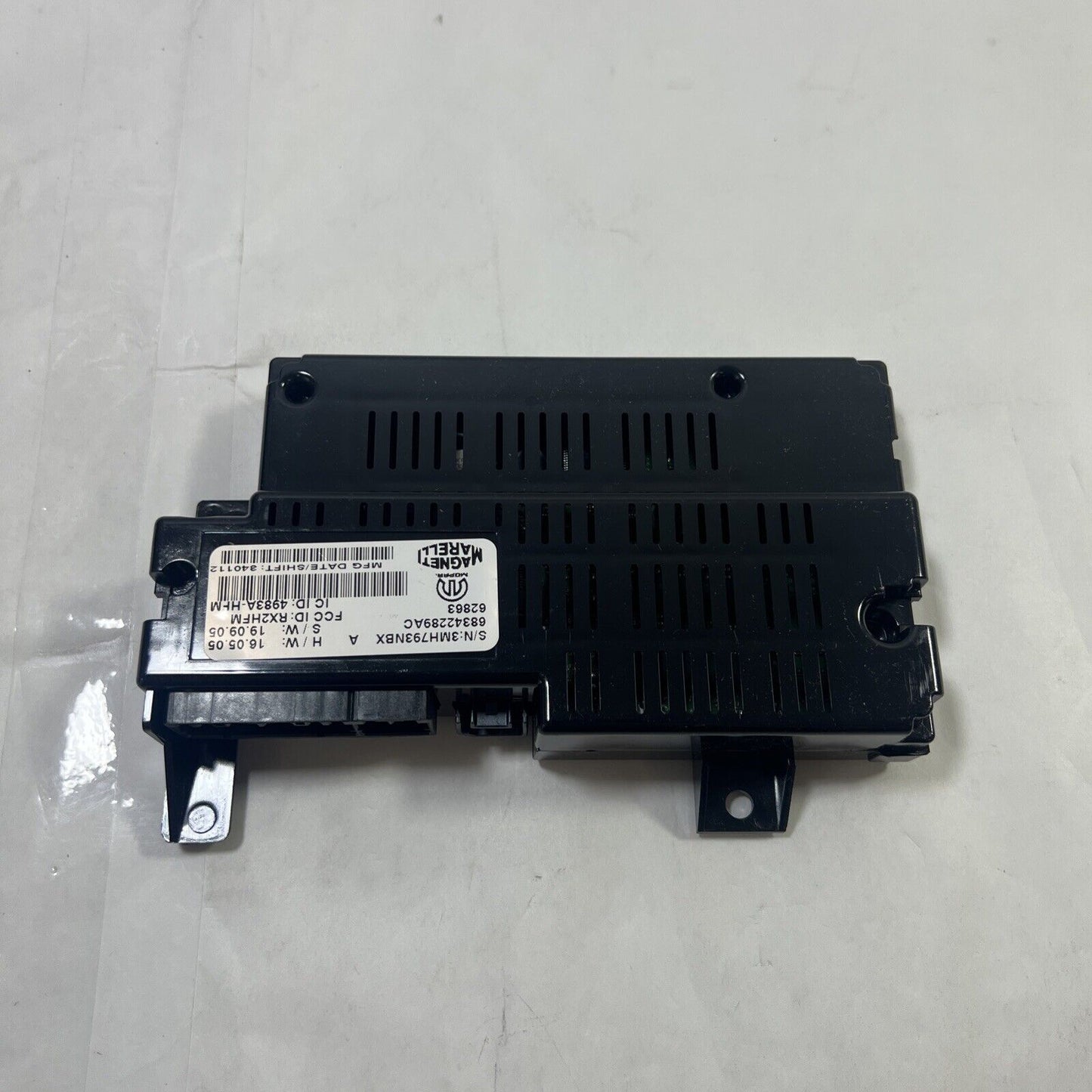 Genuine OEM Mopar Journey Uconnect Module Bluetooth Module 2019-2020 68342289AC