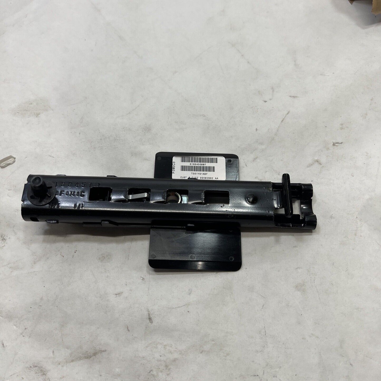 New OEM Genuine Ford Escape 2013-2019 Height Adjuster cj5z99602b82aa