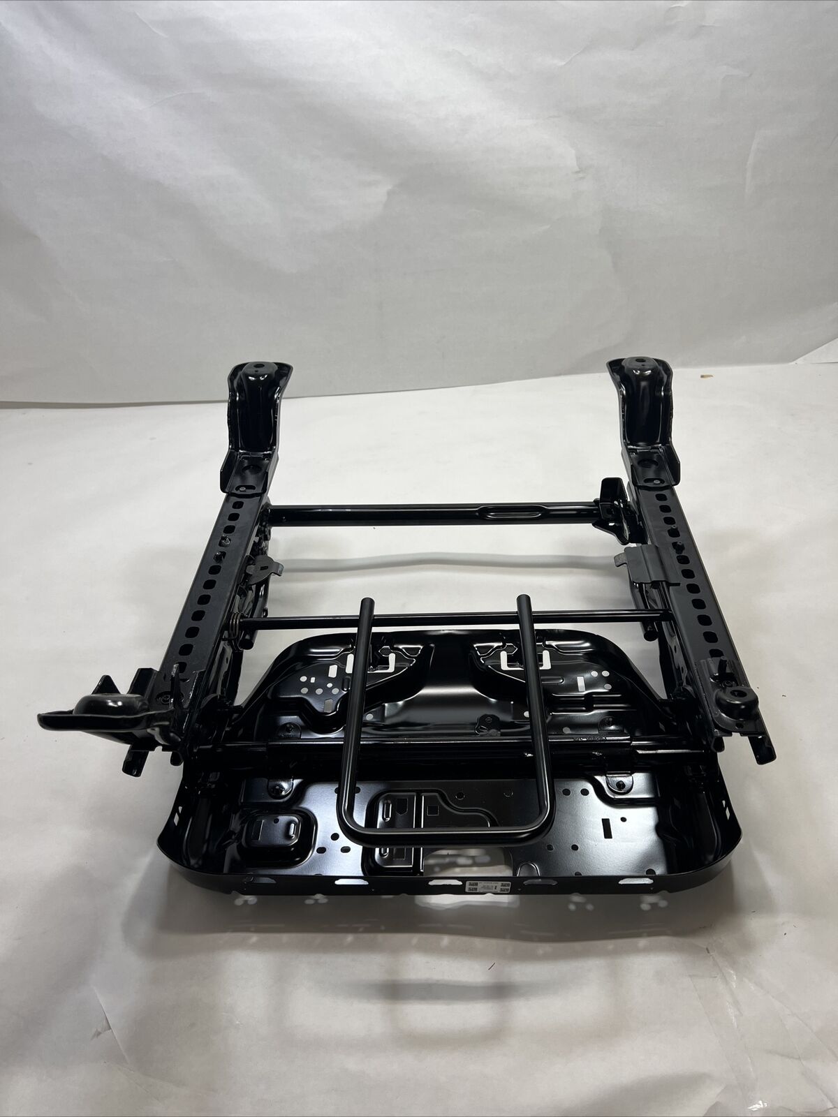 New OEM 2018-2022 Jeep wrangler Front Seat Cushion Frame 68276602AK