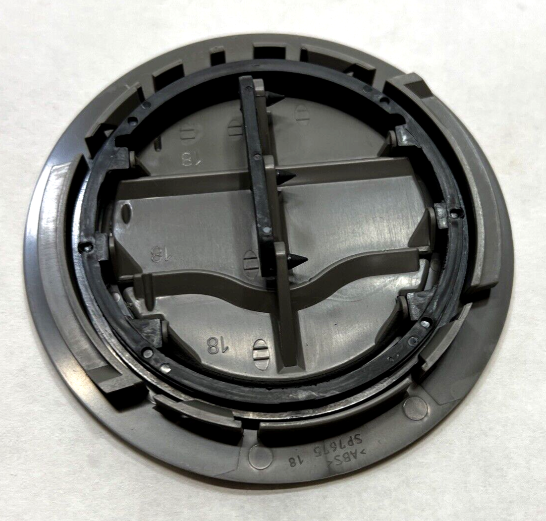 New OEM Genuine GM 00-06 Auxiliary A/C Air Outlet Deflector Assembly 15124270