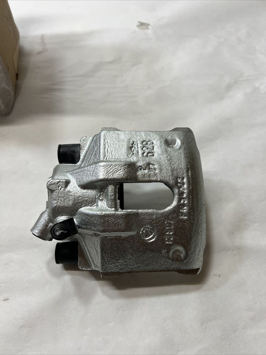 New OEM Genuine Fiat 500 2012 Right Passenger Side Disc Brake Caliper 68102324AA
