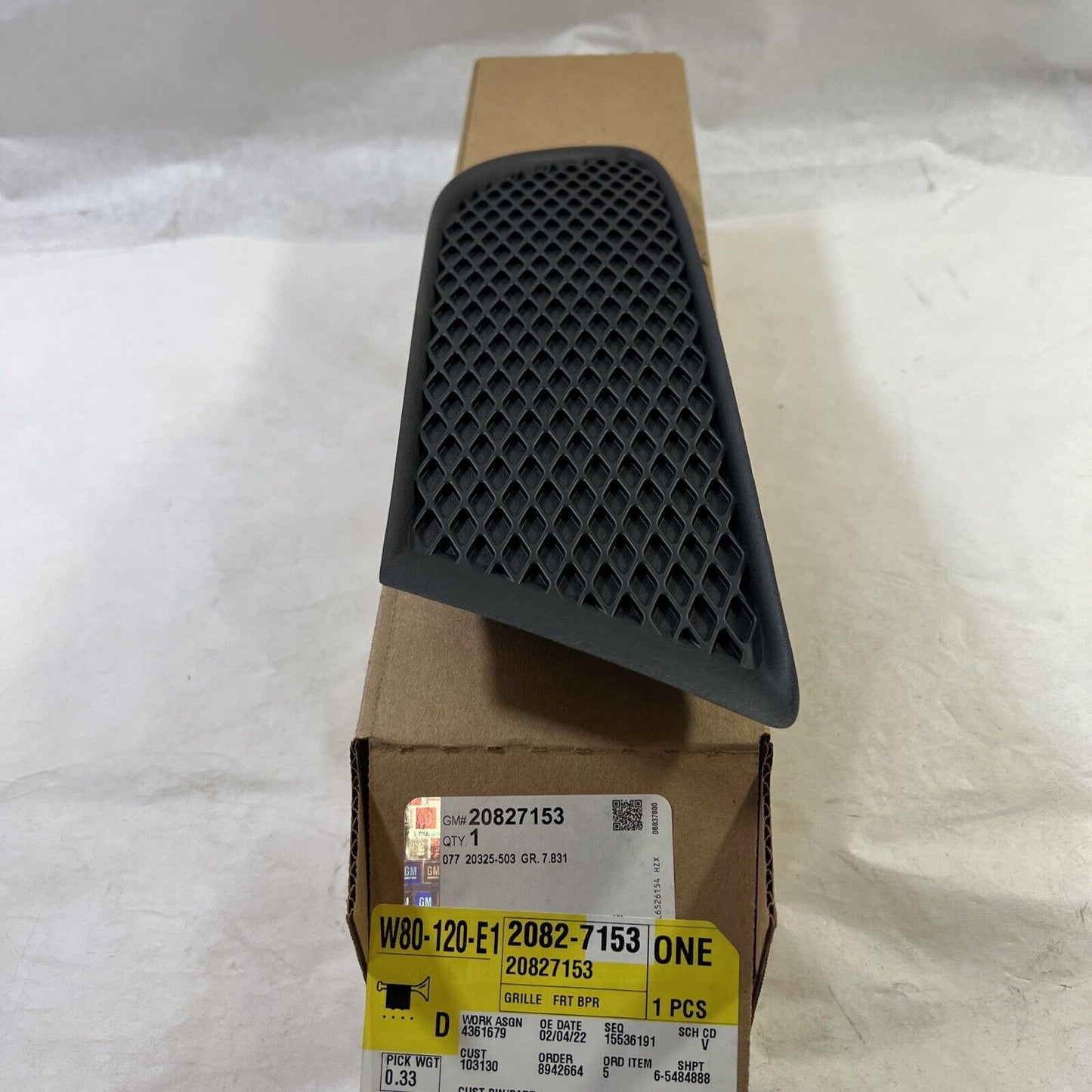 Genuine OEM GM Left Driver Side Bezel 2012-2017 20827153