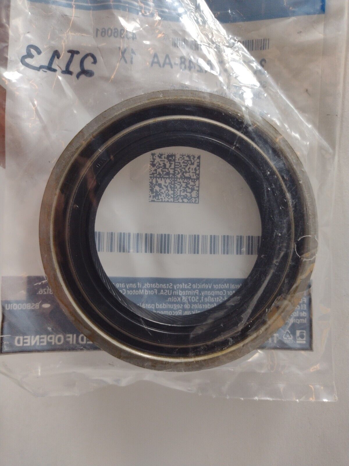 NEW Genuine OEM Ford Seal 3C3Z-7A248-AA