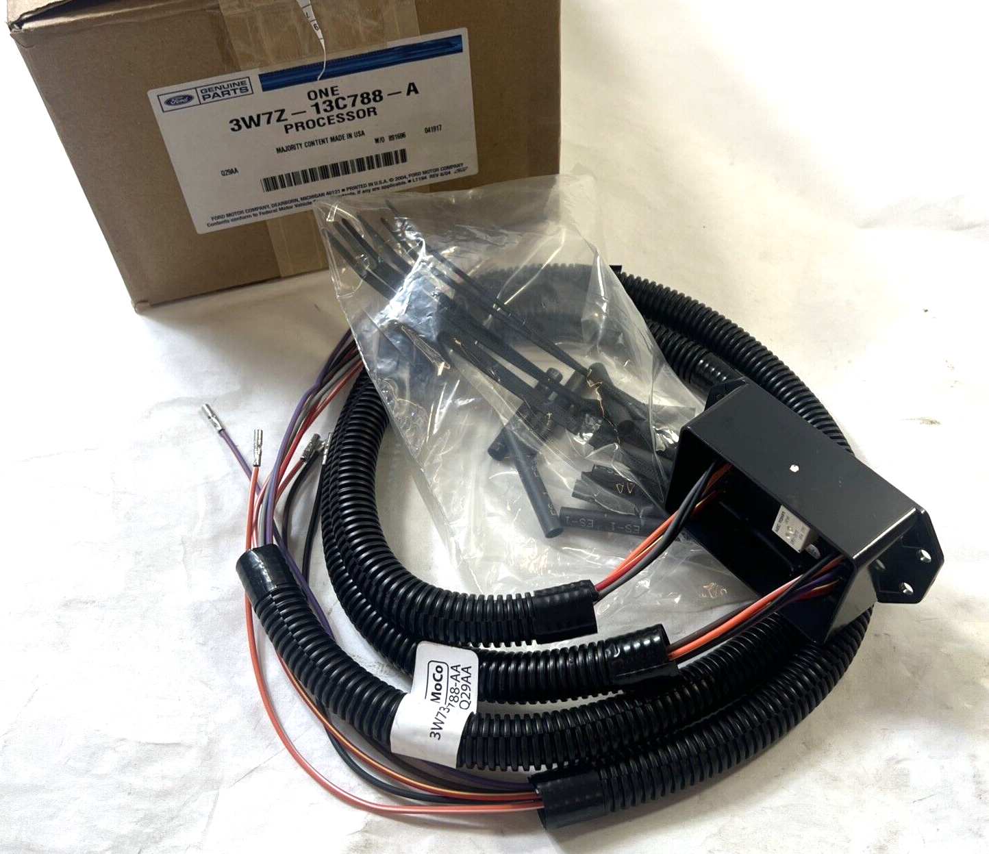 New OEM Genuine Ford Taurus Grand LCM By-Pass Relay Kit 2003-2005 3W7Z13C788A