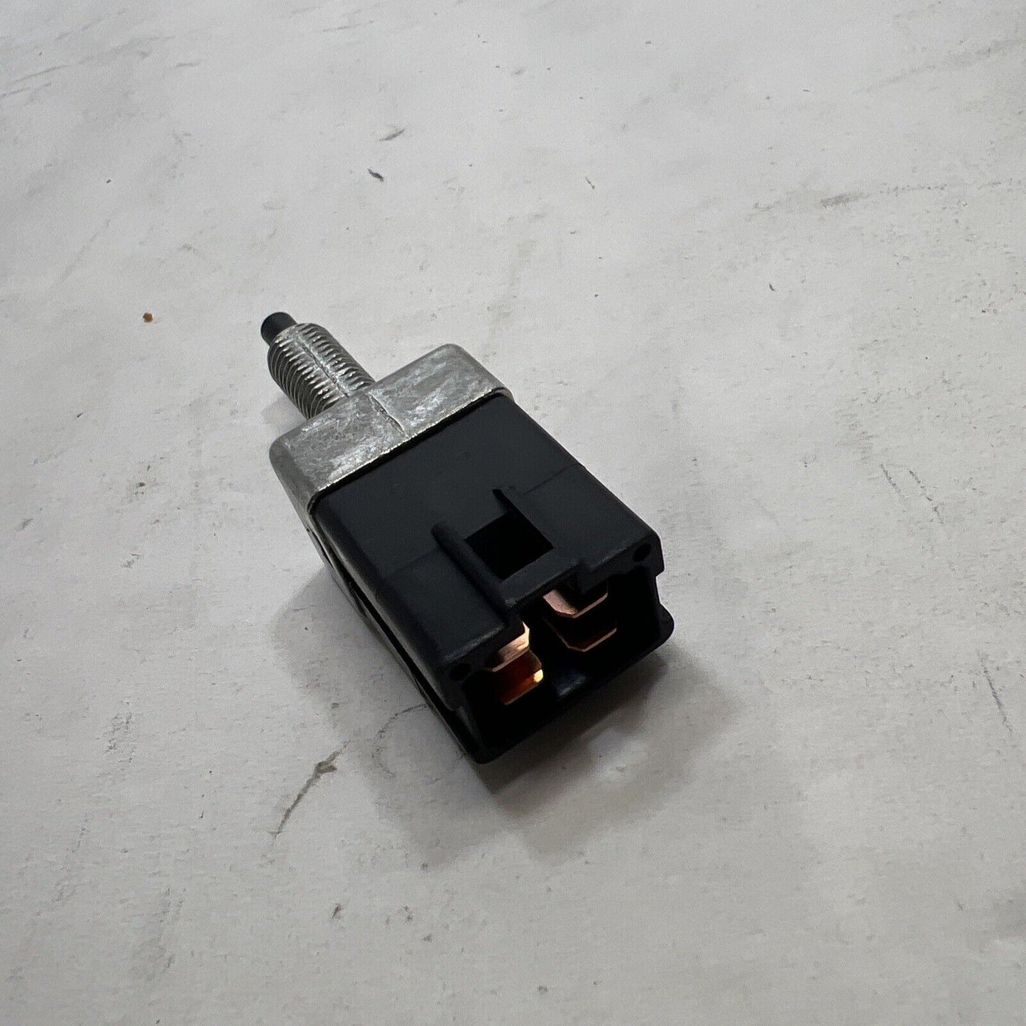 New Genuine Original AC Delco Brake Light Switch D1503E