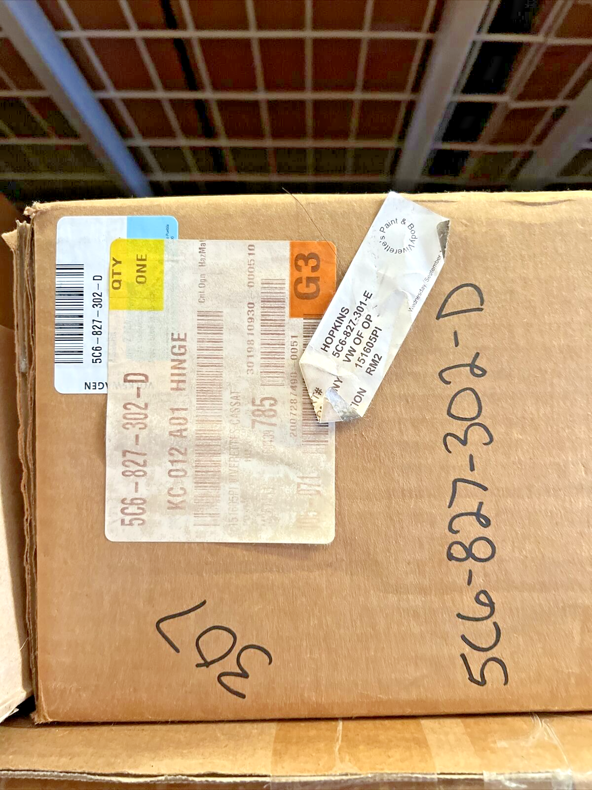 New OEM Genuine Volkswagen Jetta 2014-2018 Deck Lid Hinge 5C6827302D