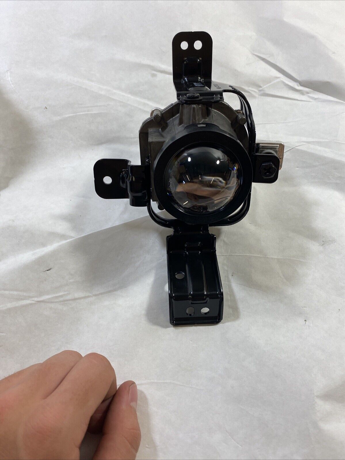 Genuine OEM GM Chevrolet Front Right Passenger Side Fog Light Lamp 94523309