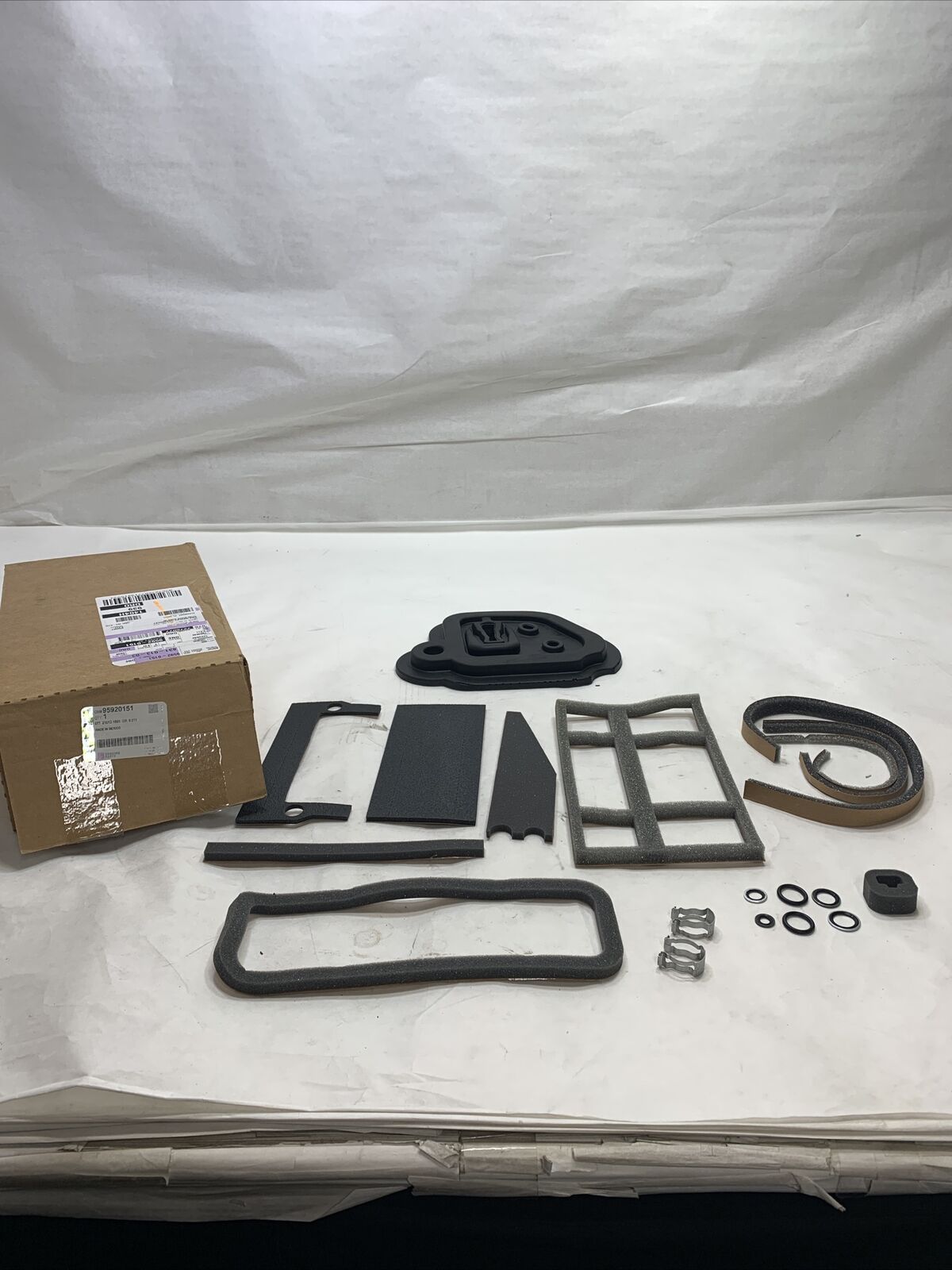 New OEM GM Buick Encore 13-22 Module Gasket Kit 95920151