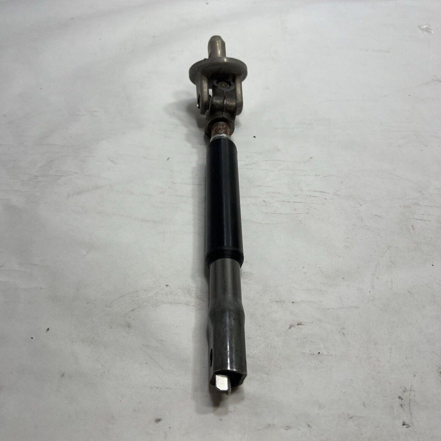 Genuine OEM GM Upper Intermediate Steering Shaft 23167615