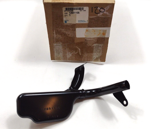 NEW Genuine OEM GM Front Engine Oil Filter Drain Deflector 12651106