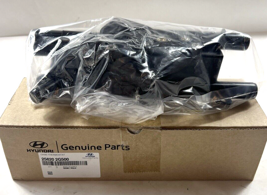 Genuine OEM Hyundai Sonata Tucson Engine Coolant Thermostat Housing 256202G500