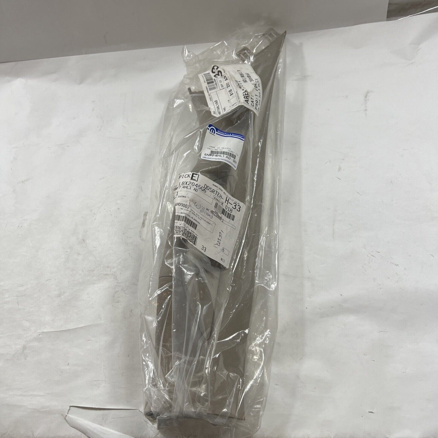 Genuine OEM Mopar RAM 2500 Pillar Molding 2019-2022 6nf74hl1ad