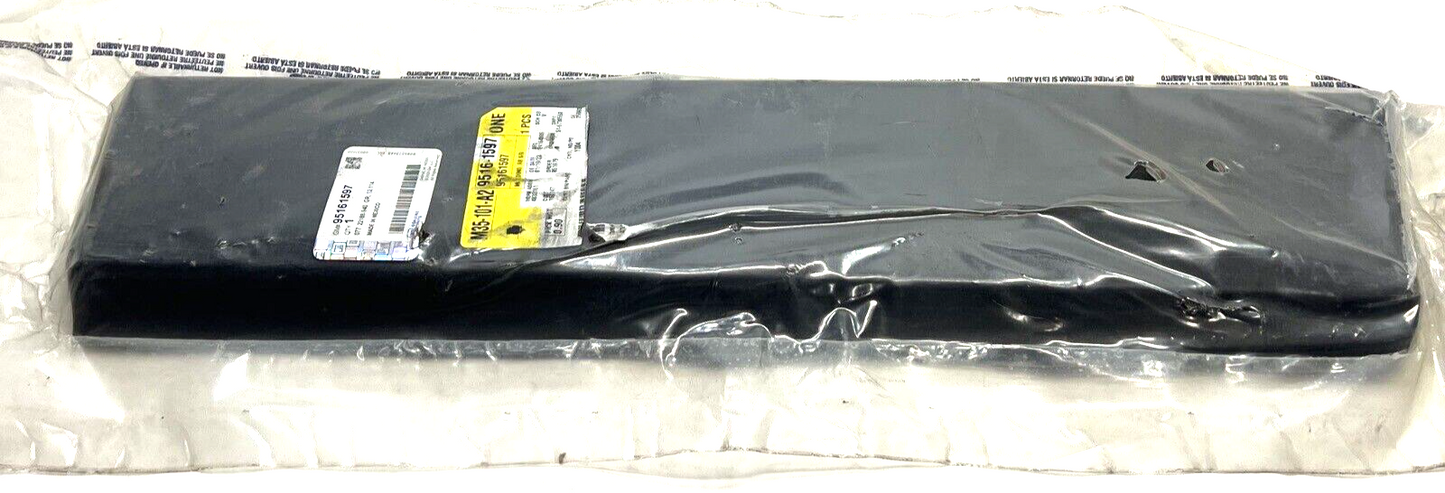 Genuine OEM GM Trax Left Lower Driver Side Body Molding Trim 2015-2022 95161597