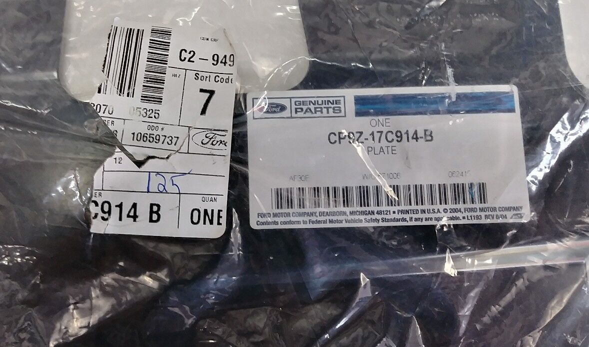 New OEM Ford Focus Bumper Bracket Rear Driver Side 12-17 CP9Z-17C914-B