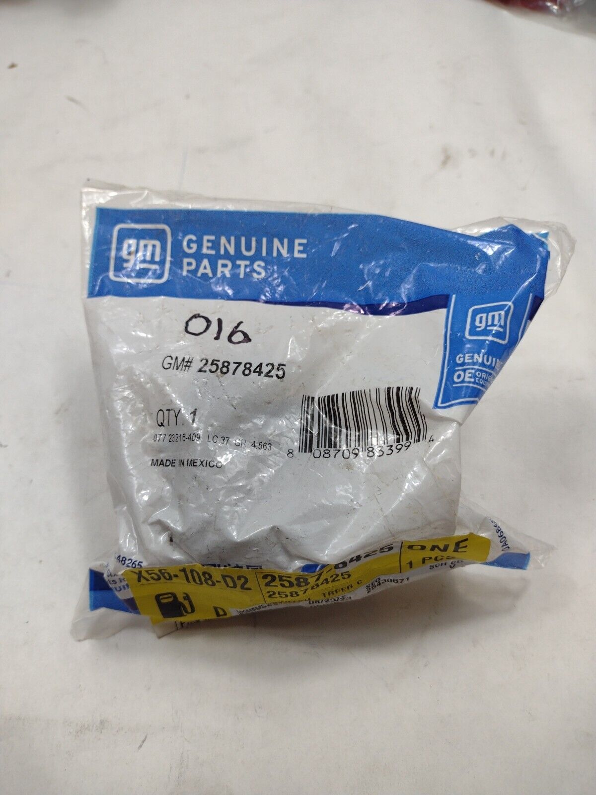 Genuine OEM GM Chevy Tahoe Transfer Case Switch 2008-2014 25878425