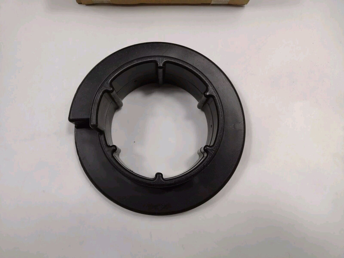 Genuine OEM GM Cadillac Escalade Front Spring Upper Seat 2007-2020 15803177