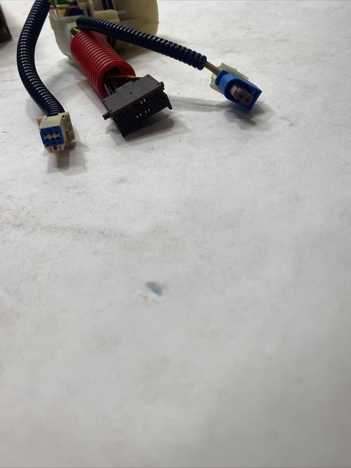 New OEM Genuine GM F Harness Wire 24297372