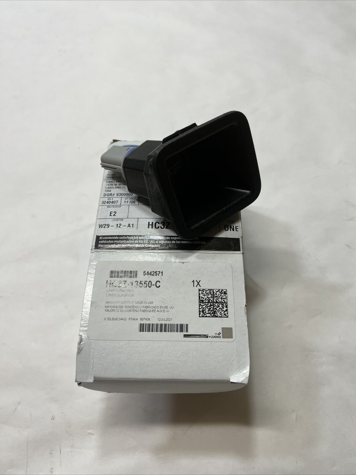 New OEM Ford F250 License Lamp Right 2017-20 HC3Z-13550-C