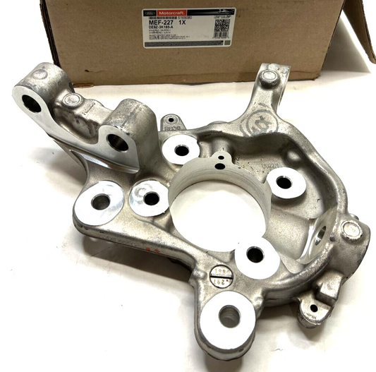 New OEM Genuine Ford Flex 03-19 Right Passenger Side Spindle Knuckle DE9Z3K185A