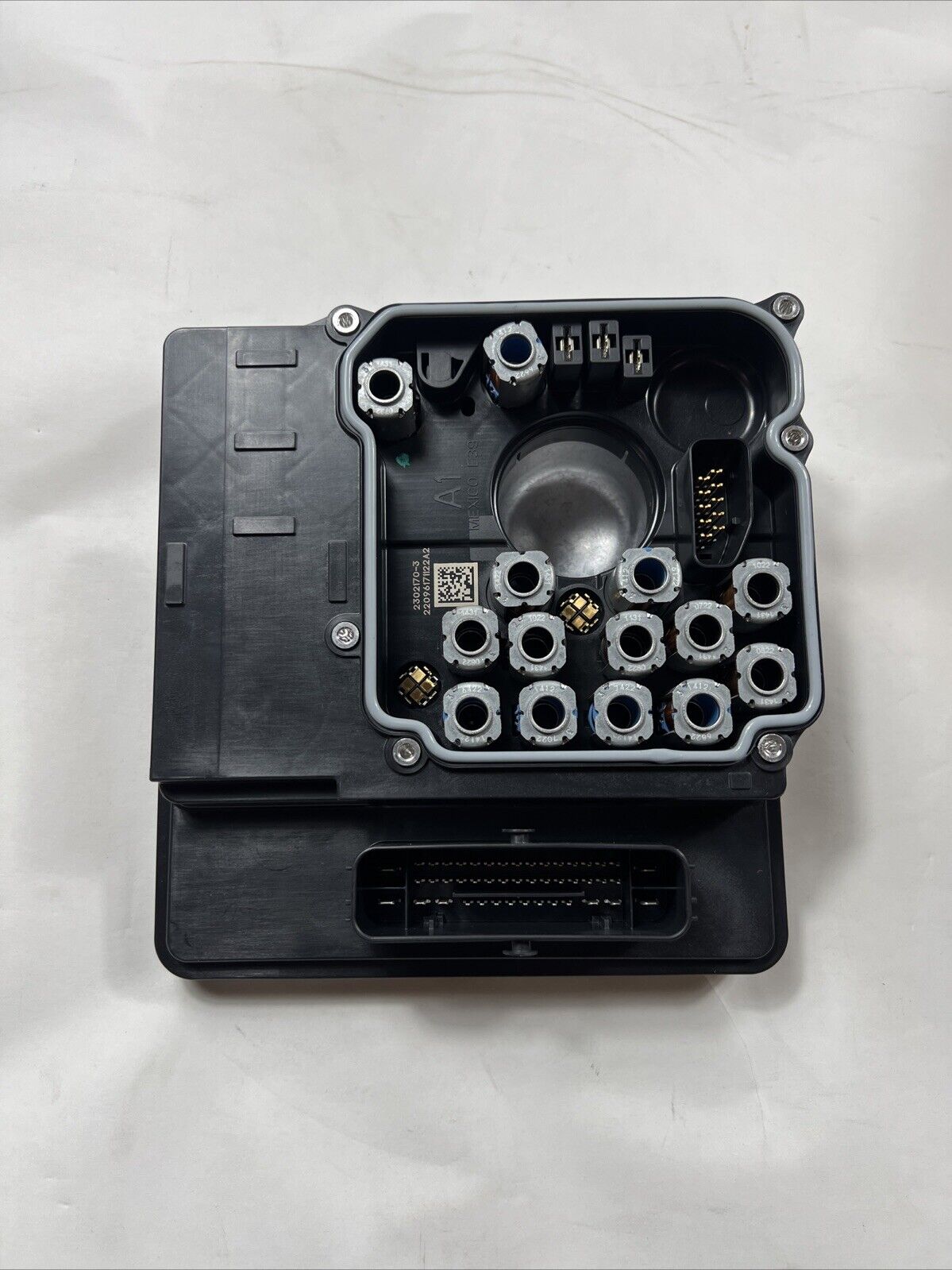 Genuine OEM Mopar Jeep Wrangler Anti-Lock Brake System ABS Module 2.0 68568389AC