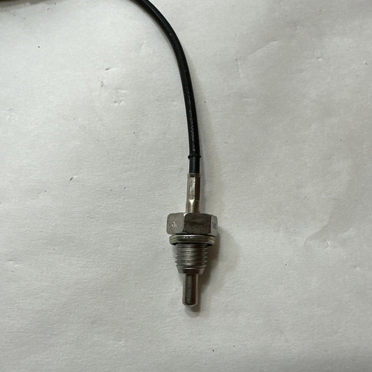 New OEM Genuine Detroit Diesel EGR Temperature Sensor 23526393