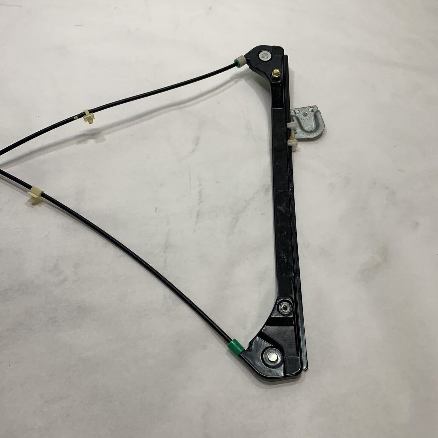 New OEM GM Pontiac Grand Am Alero 1999-05 Right Window Lift Regulator 89044650