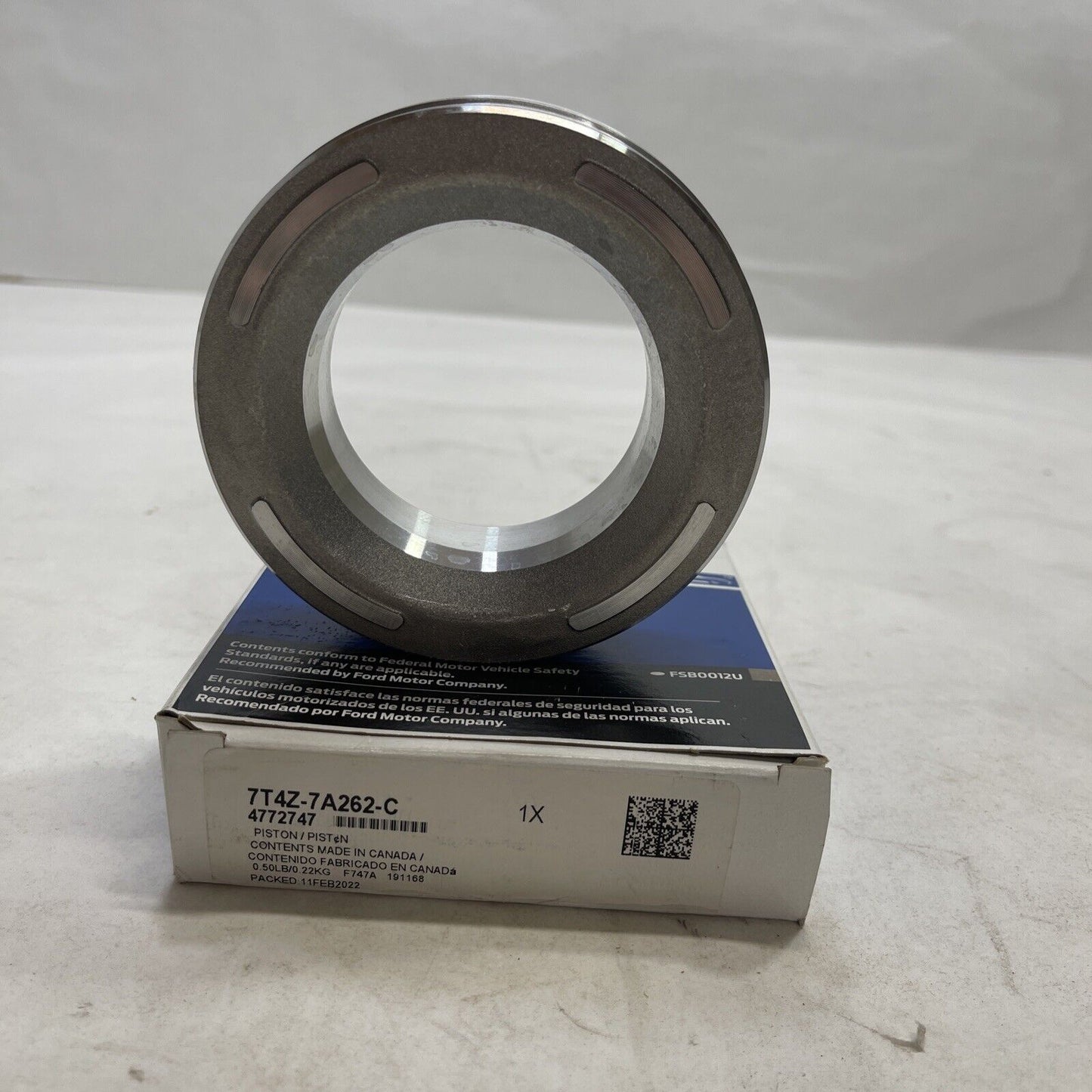 New OEM Genuine Ford Piston 7T4Z7A262C