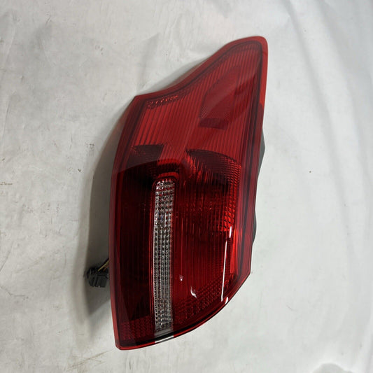 New OEM Genuine Ford Focus 15-18 Left Driver Side Ford Lamp Assembly F1EZ13405B